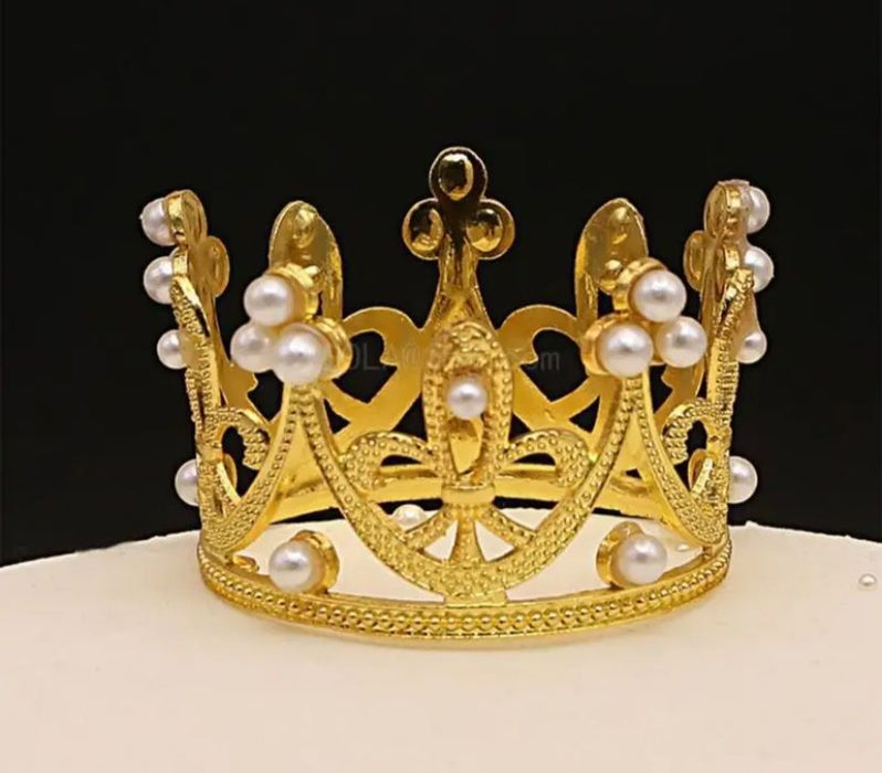 Corona De Perlas Plastica Pequeña Dorada x 1 Unidad