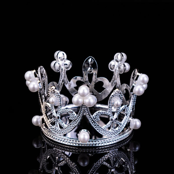 Corona De Perlas Plastica Pequeña Plateada x 1 Unidad