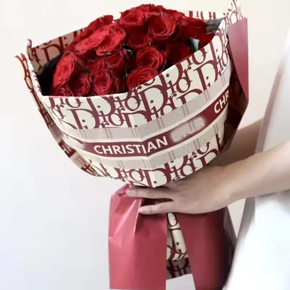 Papel Coreano Impreso "D I O R" Rojo Paquete x 20